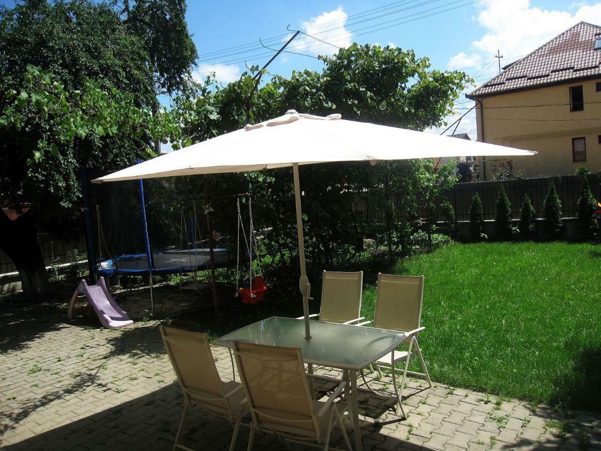 Smb Holiday Apartment Braşov Extérieur photo