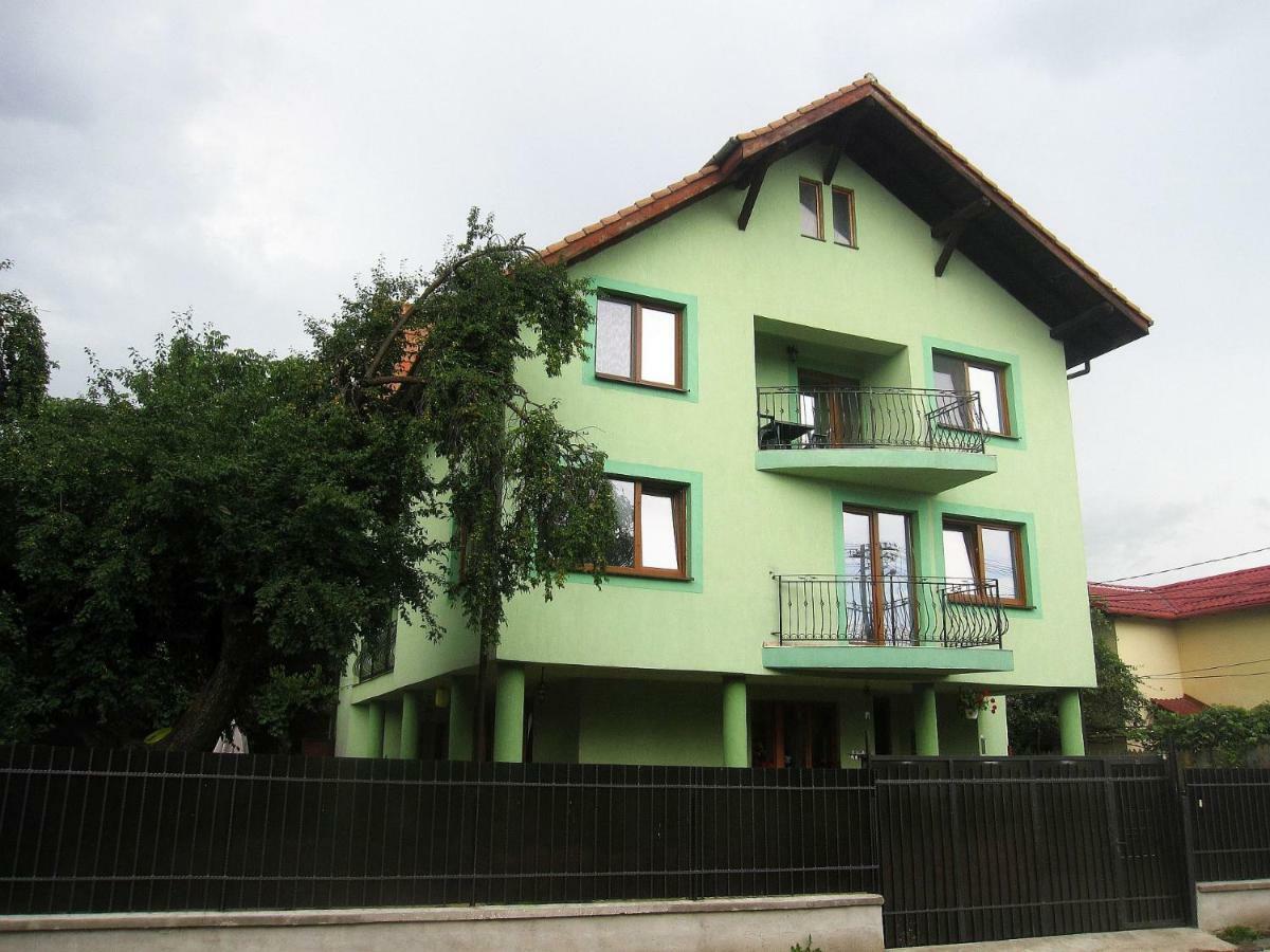 Smb Holiday Apartment Braşov Extérieur photo
